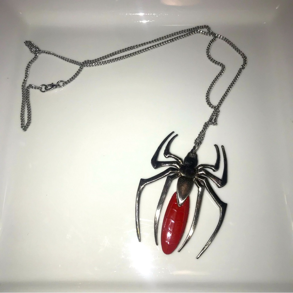 Hidden Blade Spider Necklace